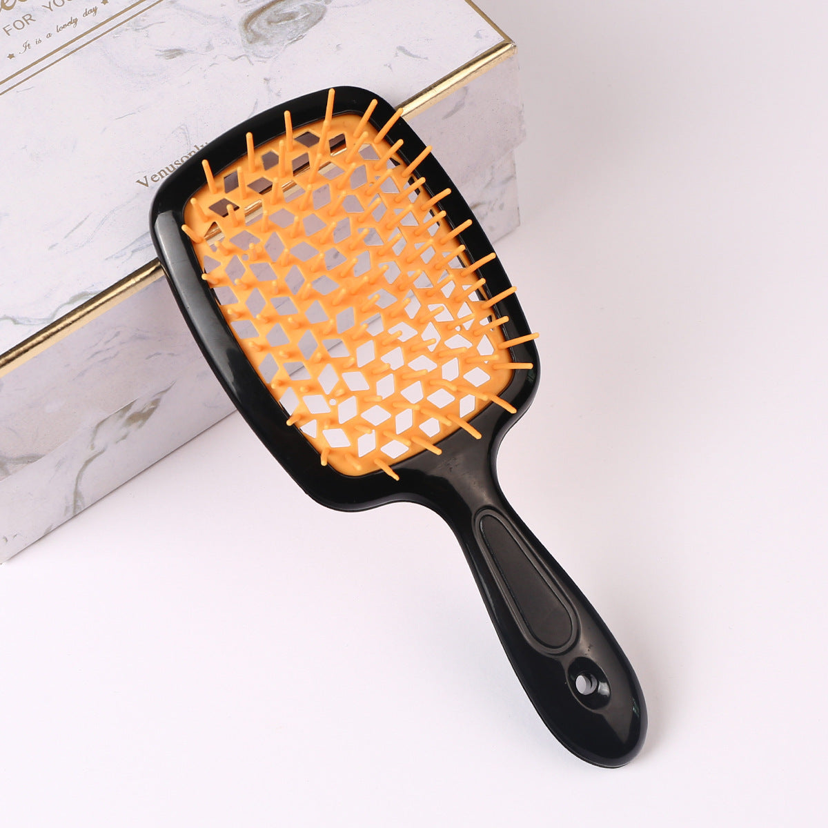 Aliyah Beauty EZ Detangling Brush - Aliyah Beauty